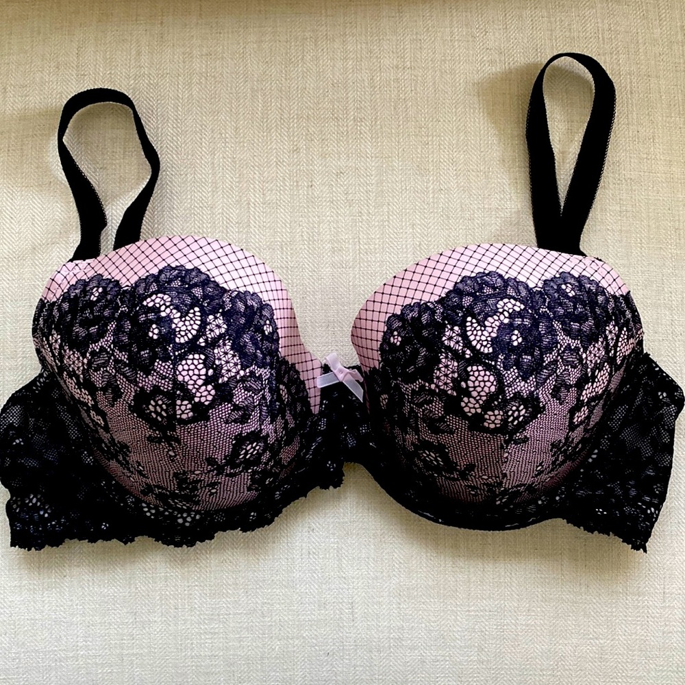 Victoria’s Secret Bra 34DDD